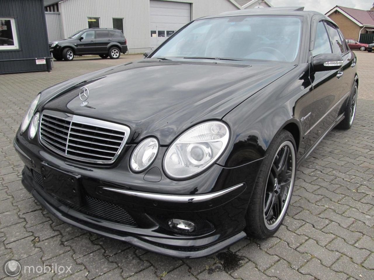 E 55 AMG YOUNGTIMER Black series 68692km ,zeer UNIEKE auto !, Auto's, Mercedes-Benz, Automaat, 1651 kg, Achterwielaandrijving