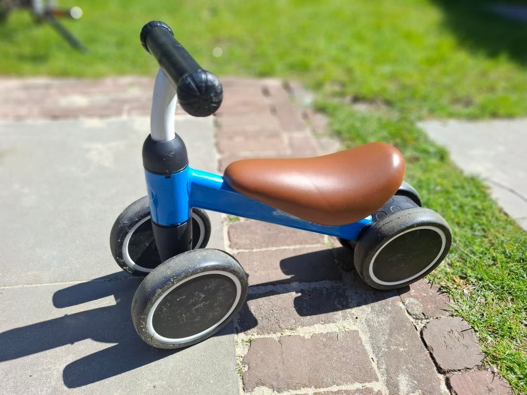 Blauwe loopfiets voor dreumes - Zo goed als nieuw, Ophalen