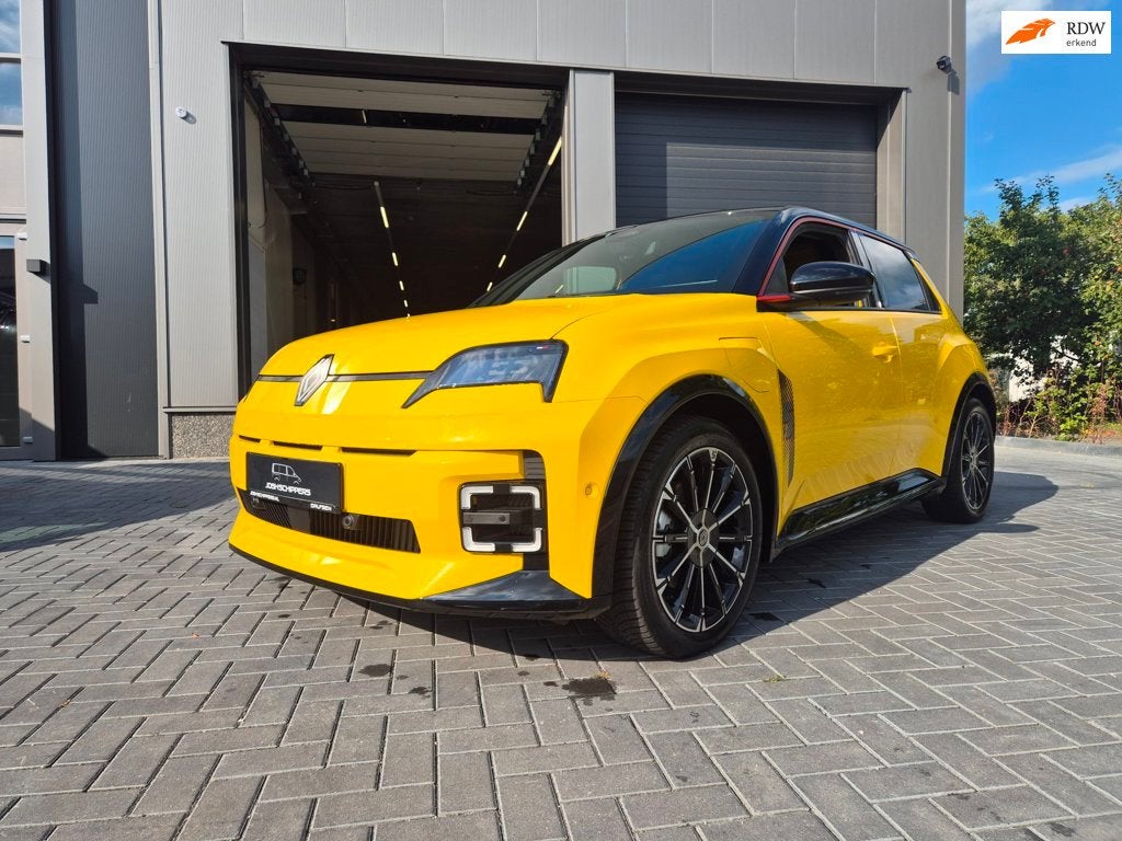 Renault E-Tech Renault 5 E-Tech electric drive 110 kW Comfor, Stof, Gebruikt, 150 pk, Geel