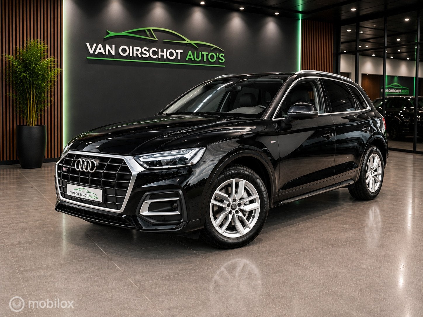 Audi Q5 50 TFSI E QUATTRO BJ 22, Automaat, Dealer onderhouden, Stof, Gebruikt