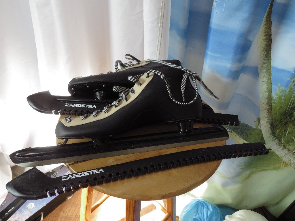 hand made leren viking noren schaatsen mt 43 met gouden bies, Viking, Gebruikt, Ophalen of Verzenden, Noren