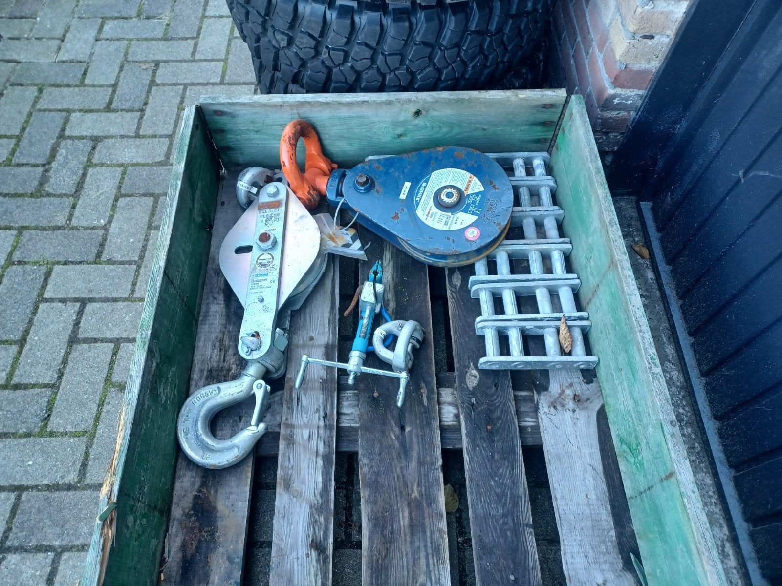 Diverse hijs- en takelmaterialen - McKissick, Crosby, Ophalen of Verzenden, McKissick, Traxal, Crosby, Onbekend, Onbekend