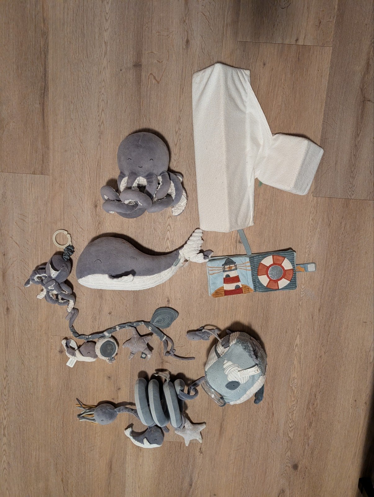 Little Dutch set: mobiel, rammelaar, knuffels, Kinderen en Baby's, Ophalen of Verzenden, Zo goed als nieuw, Mobiel