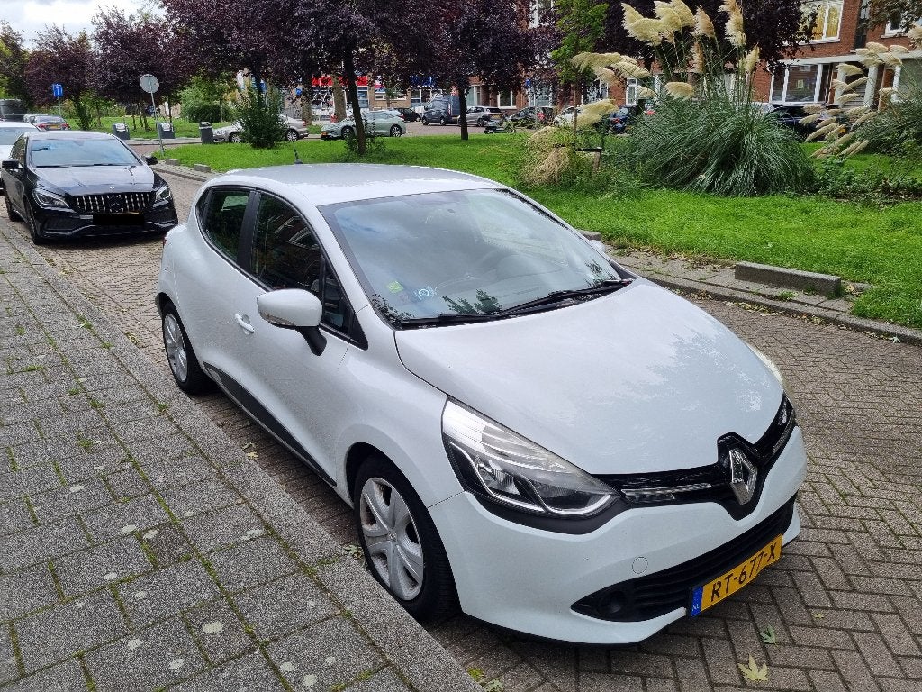 Renault Clio 1.2 54KW 5-DRS 2015 Wit, Voorwielaandrijving, Stof, 1200 kg, Handgeschakeld