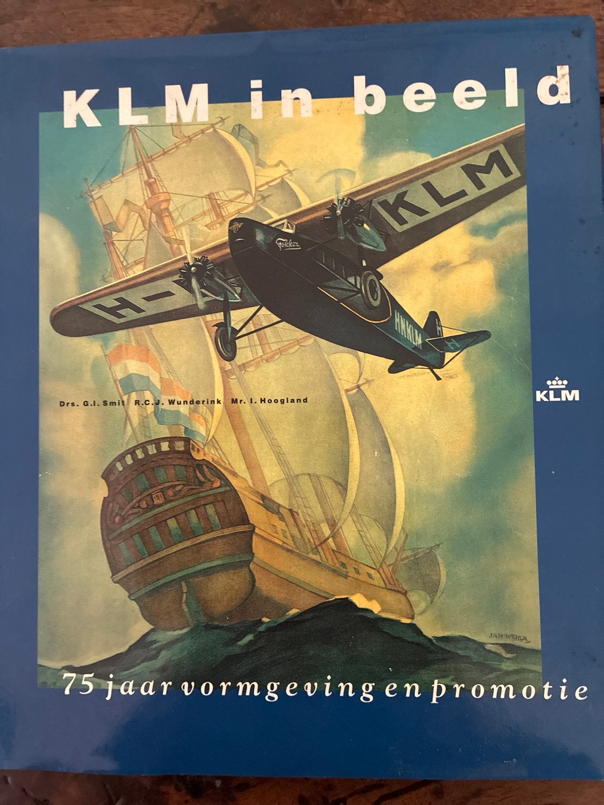 KLM in beeld: 75 jaar vormgeving en promotie, Ophalen of Verzenden, Zo goed als nieuw, Overige typen