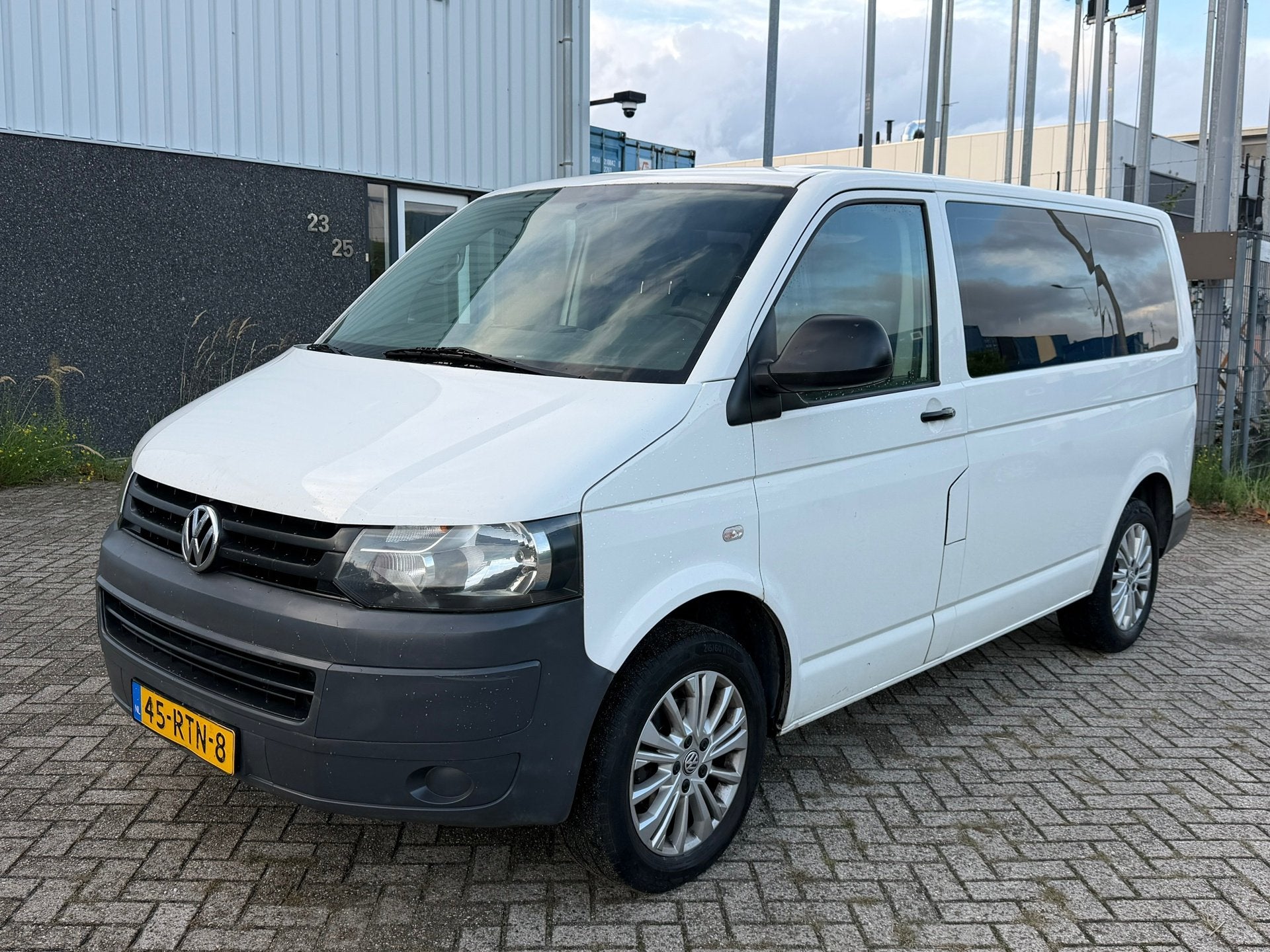 Volkswagen Transporter Kombi 2.0 L1H1 Comfortline CNG 8 PERS, Auto's, Voorwielaandrijving, Euro 5, Gebruikt, 8 stoelen