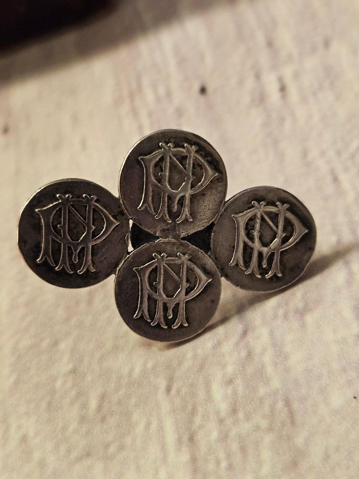 zilveren Broche insigne cachet met Initialen, Ophalen of Verzenden