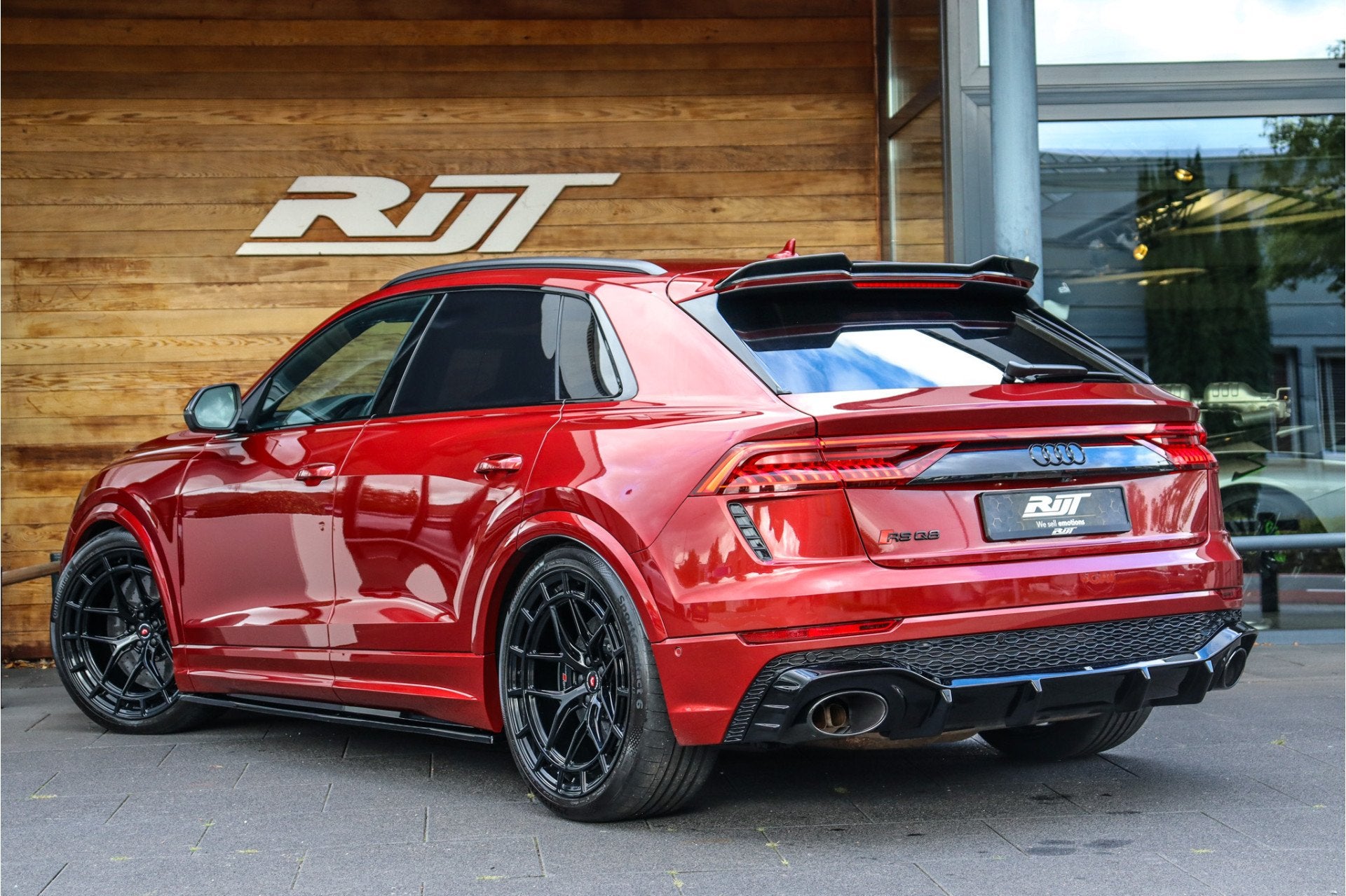 Audi RSQ8 4.0 Quattro *Ceramic/Dynamic plus/4WS/Night/ACC/36, Auto's, 600 pk, Bedrijf, Vierwielaandrijving, 3996 cc
