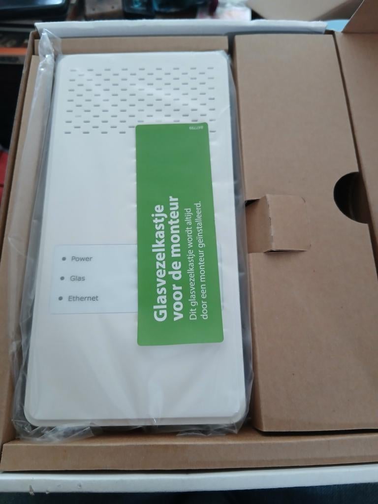 ZTE media convertor ZXHN F3100
Nieuw, Computers en Software, Routers en Modems, Ophalen of Verzenden, Nieuw, Router met modem
