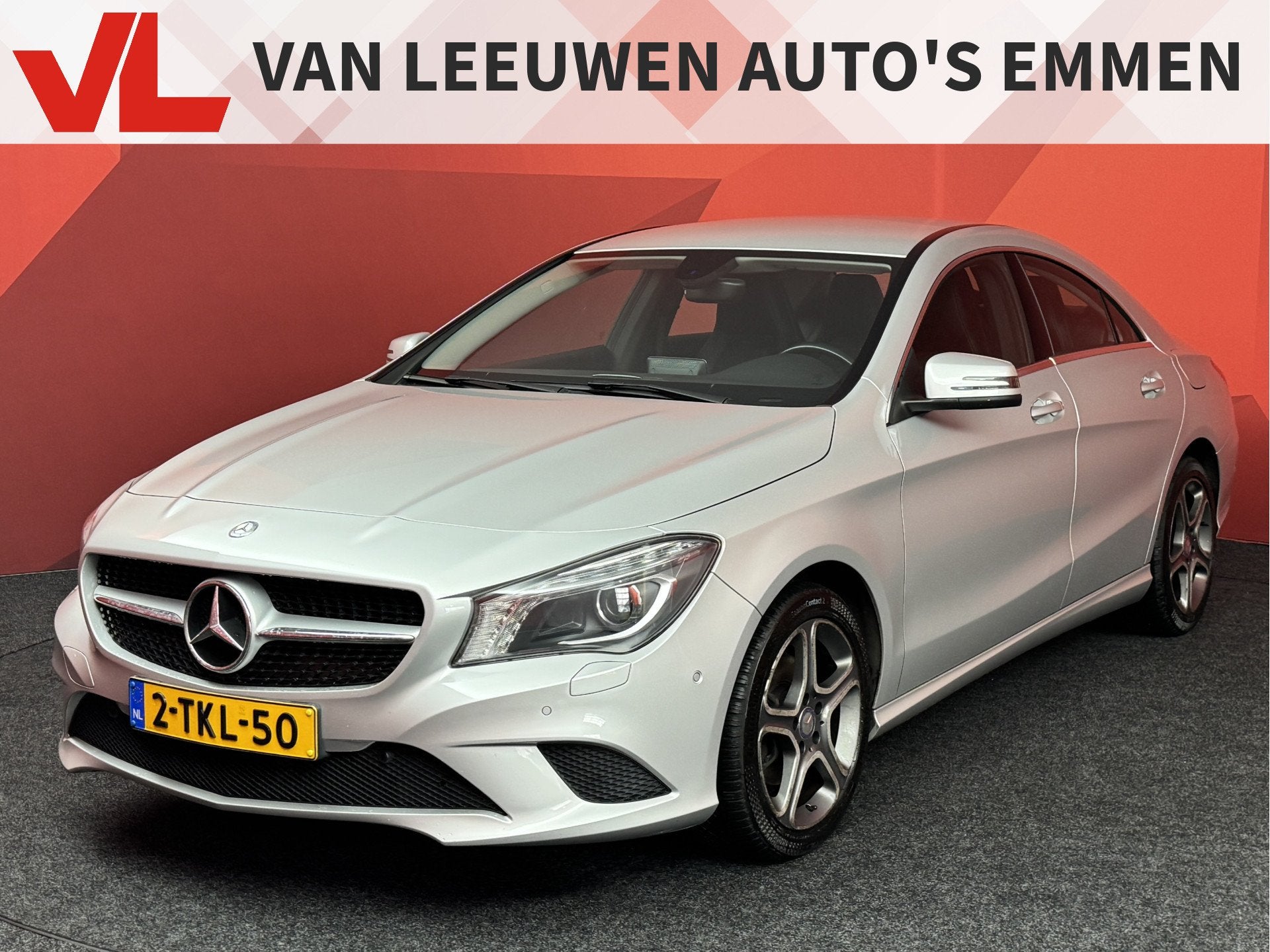 Mercedes-Benz CLA-Klasse 180 CDI Ambition | Half Leder | Nav, Auto's, Voorwielaandrijving, Gebruikt, Zwart, Leder en Stof