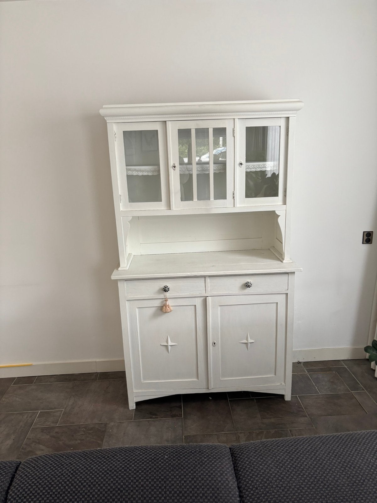 Brocante witte buffetkast, Ophalen, Gebruikt, 200 cm of meer, Grenenhout