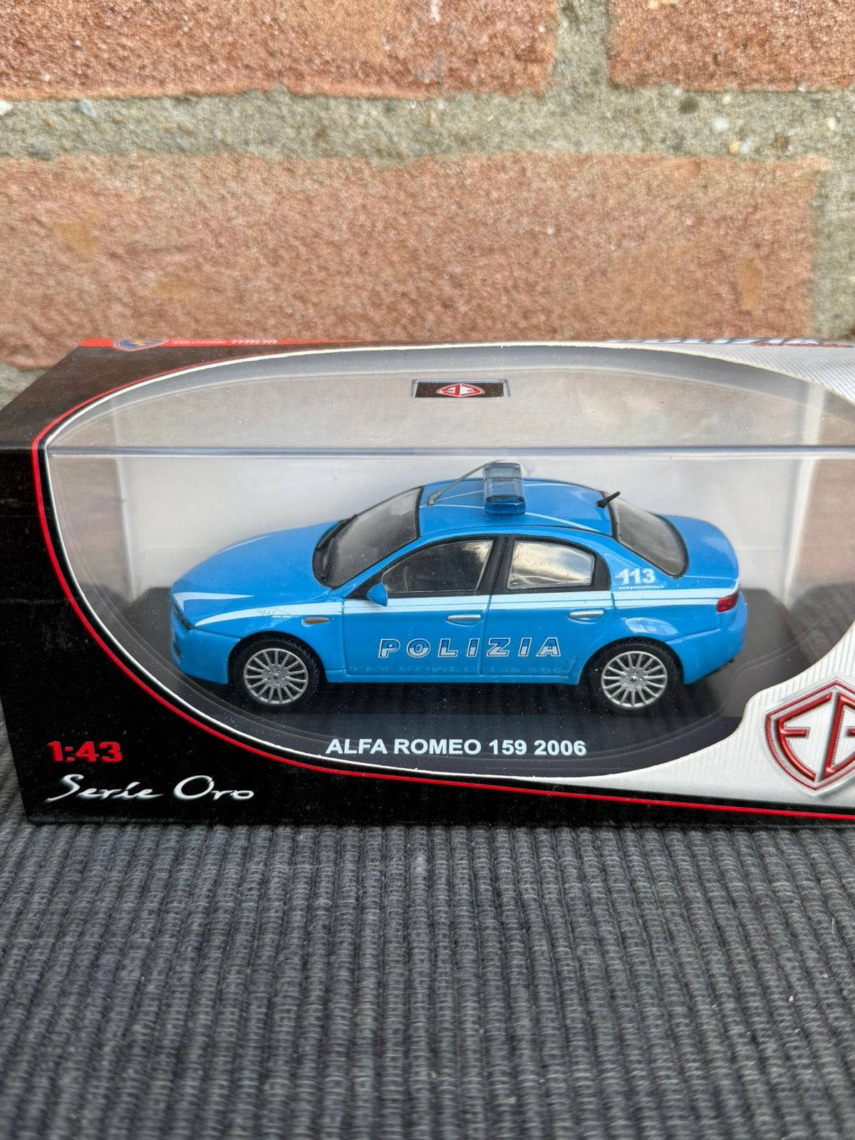 1:43 EG Alfa Romeo 159 Polizia……. 15,-, Ophalen of Verzenden, Nieuw, Auto, Overige merken