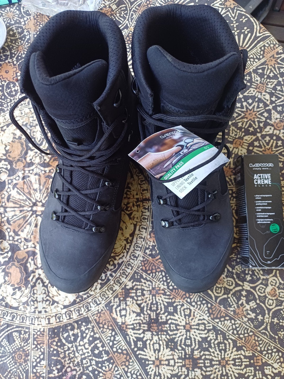 Lowa Schoenen, Ophalen of Verzenden, Nieuw, Zwart, Wandelschoenen of Bergschoenen