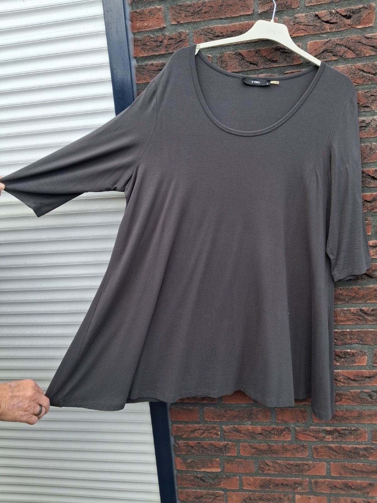 X-TWO T A Lijn Shirt maat 3 grijs. izgst., Kleding | Dames, Verzenden, Shirt of Top, Zo goed als nieuw, X-TWO