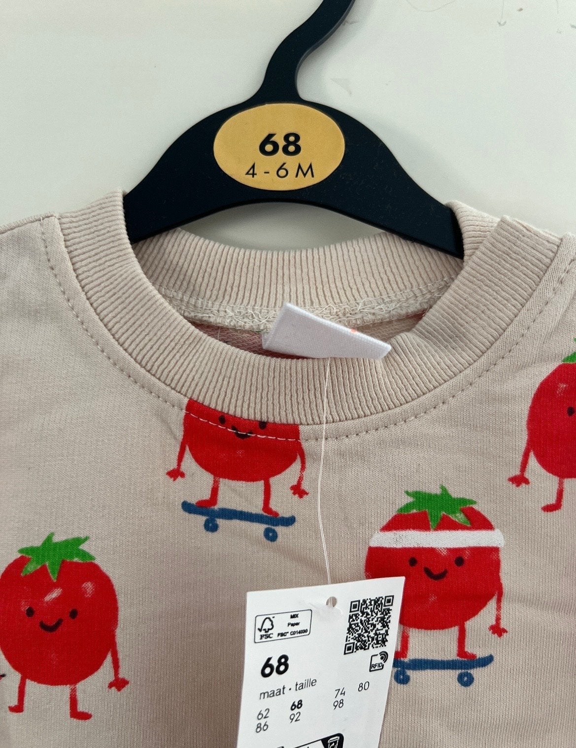 Leuk truitje met tomatenprint - Maat 68, Ophalen of Verzenden, Nieuw, Jongetje of Meisje, Truitje of Vestje