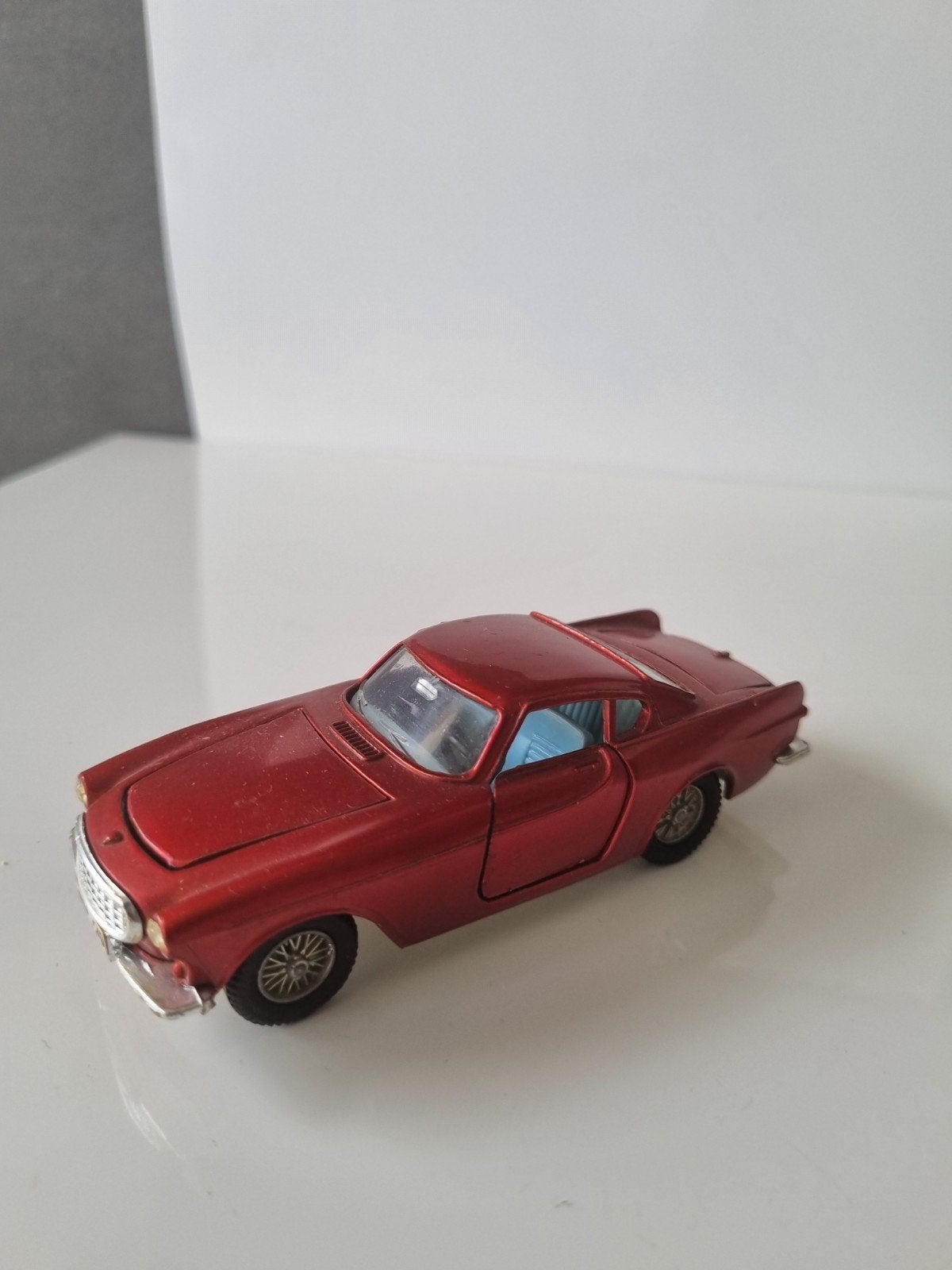 dinky toys, Hobby en Vrije tijd, Modelauto's | 1:43, Ophalen of Verzenden, Gebruikt, Auto, Dinky Toys