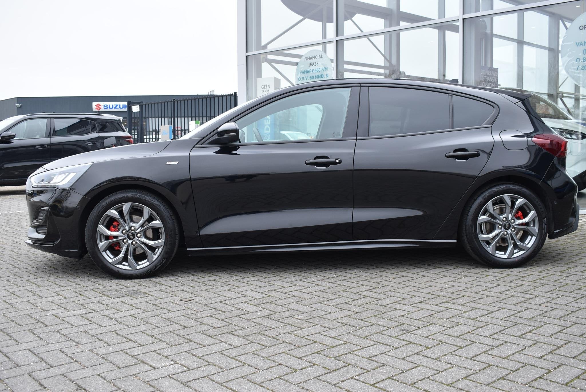 Ford Focus 1.0 EcoBoost Hybrid ST Line X | Automaat | 155 PK, Auto's, Stof, Gebruikt, Euro 6, Zwart