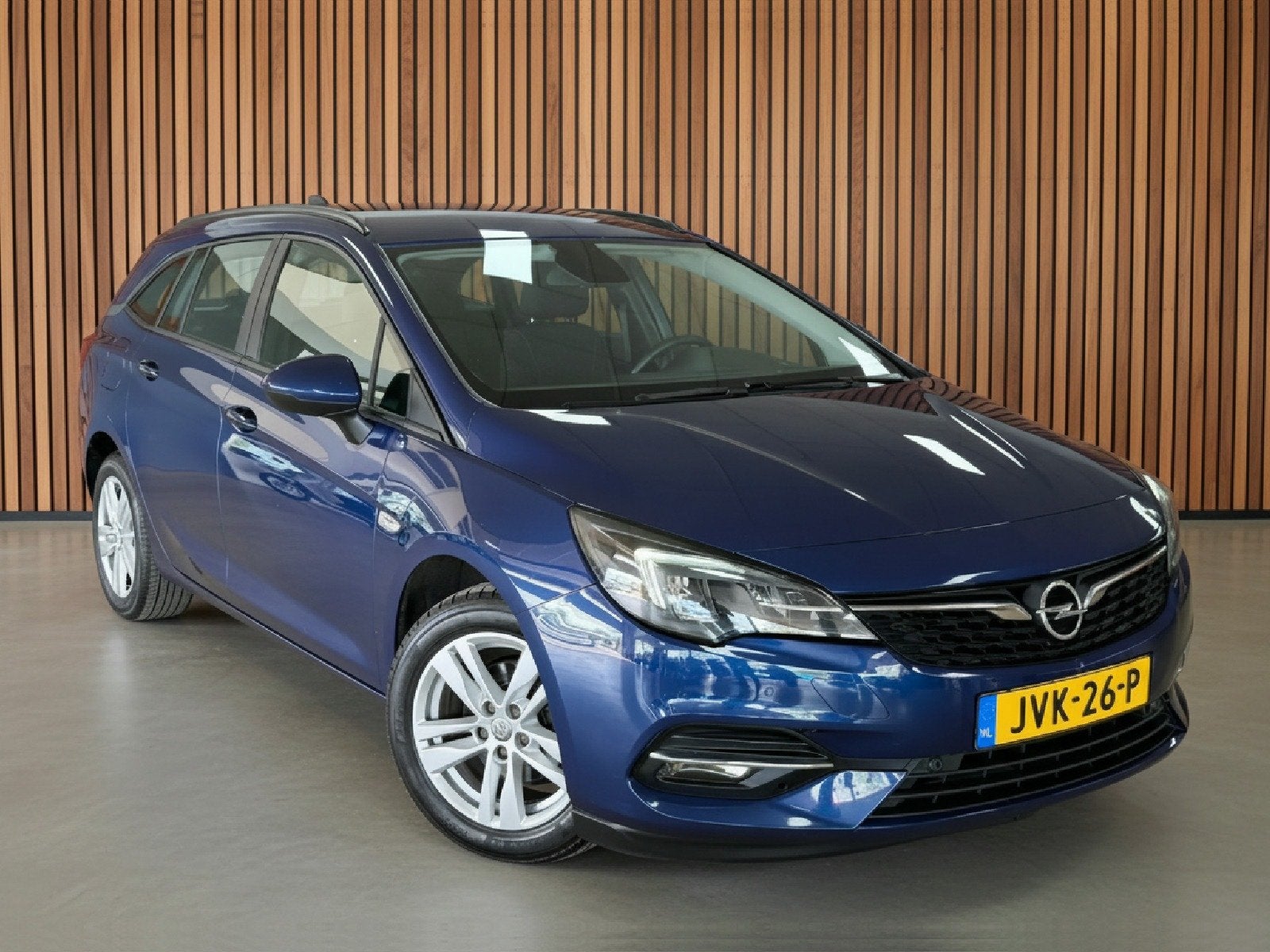 Opel Astra Sports Tourer 1.2 Business Elegance | Camera | Na, Auto's, Voorwielaandrijving, Verwarmde buitenspiegels, Gebruikt