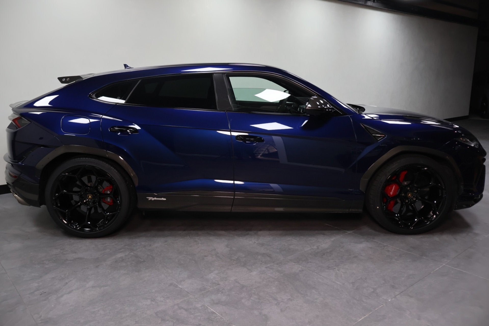 Lamborghini Urus 4.0 V8 Performante|Akrapovic|Alcantara|Carb, Automaat, Dealer onderhouden, Urus, Gebruikt