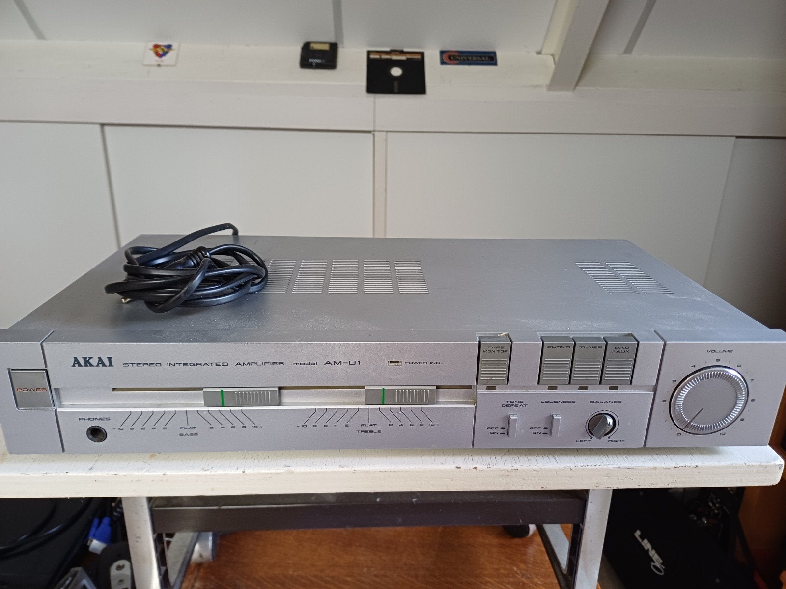 AKAI Stereo Geïntegreerde Versterker AM-U1, Overige merken, Gebruikt, Ophalen of Verzenden, Minder dan 60 watt