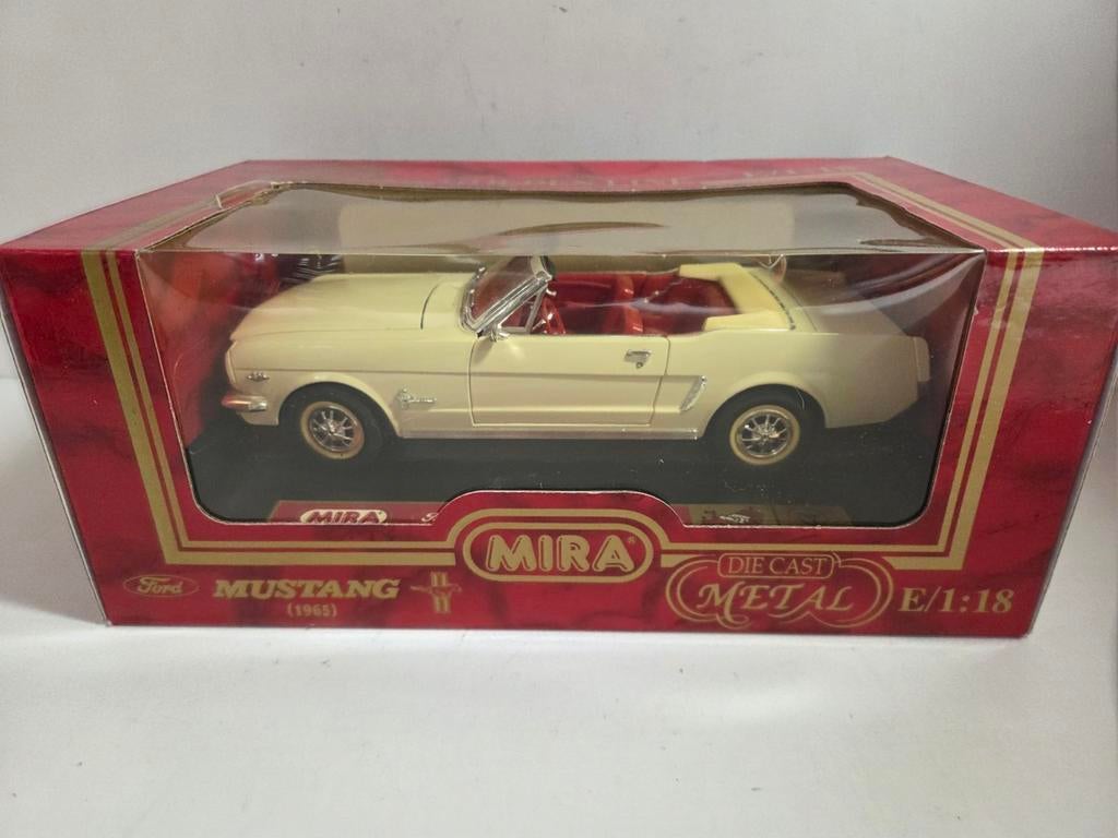 Mira Ford Mustang Cabriolet 1:18, Hobby en Vrije tijd, Modelauto's | 1:18, ., Ophalen of Verzenden, Zo goed als nieuw, .