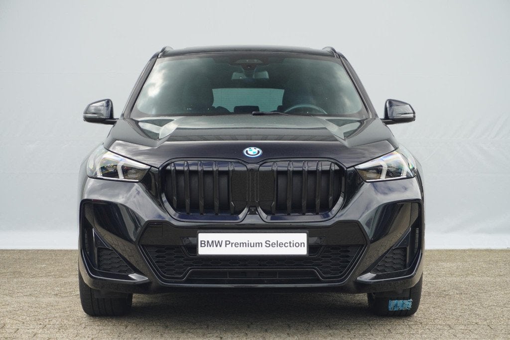 BMW X1 xDrive30e | M Sportpakket | Panoramadak | Elektrisch, Auto's, BMW, Elektrische stoelverstelling, Bedrijf, Vierwielaandrijving
