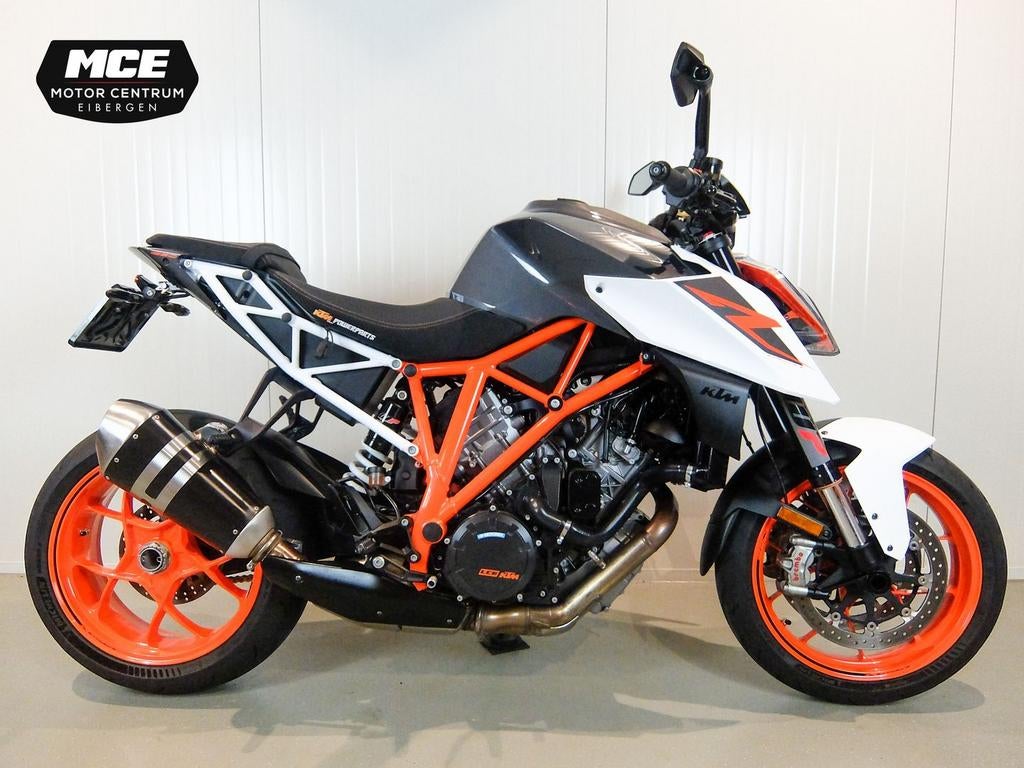 KTM 1290 SUPER DUKE R (bj 2018), Motoren, 2 cilinders, KTM, Motorrijbewijs A, Bedrijf
