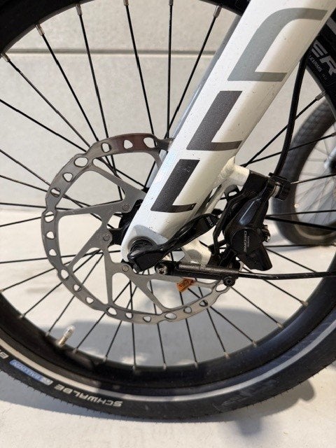 Foto 3 van compacte Flyer e bike fietsen