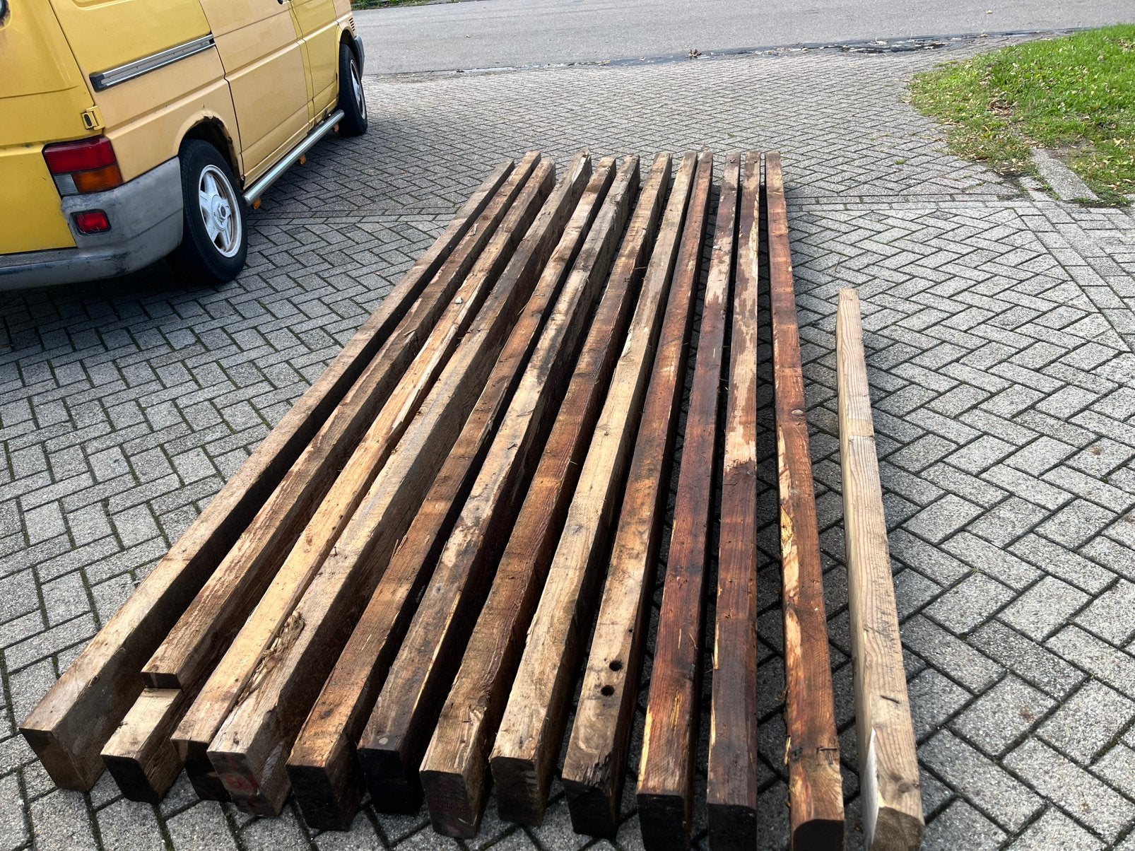 10 gebruikte houten balken 3.9m lang balk hout constructie️, Ophalen, Gebruikt, 250 cm of meer, Balken