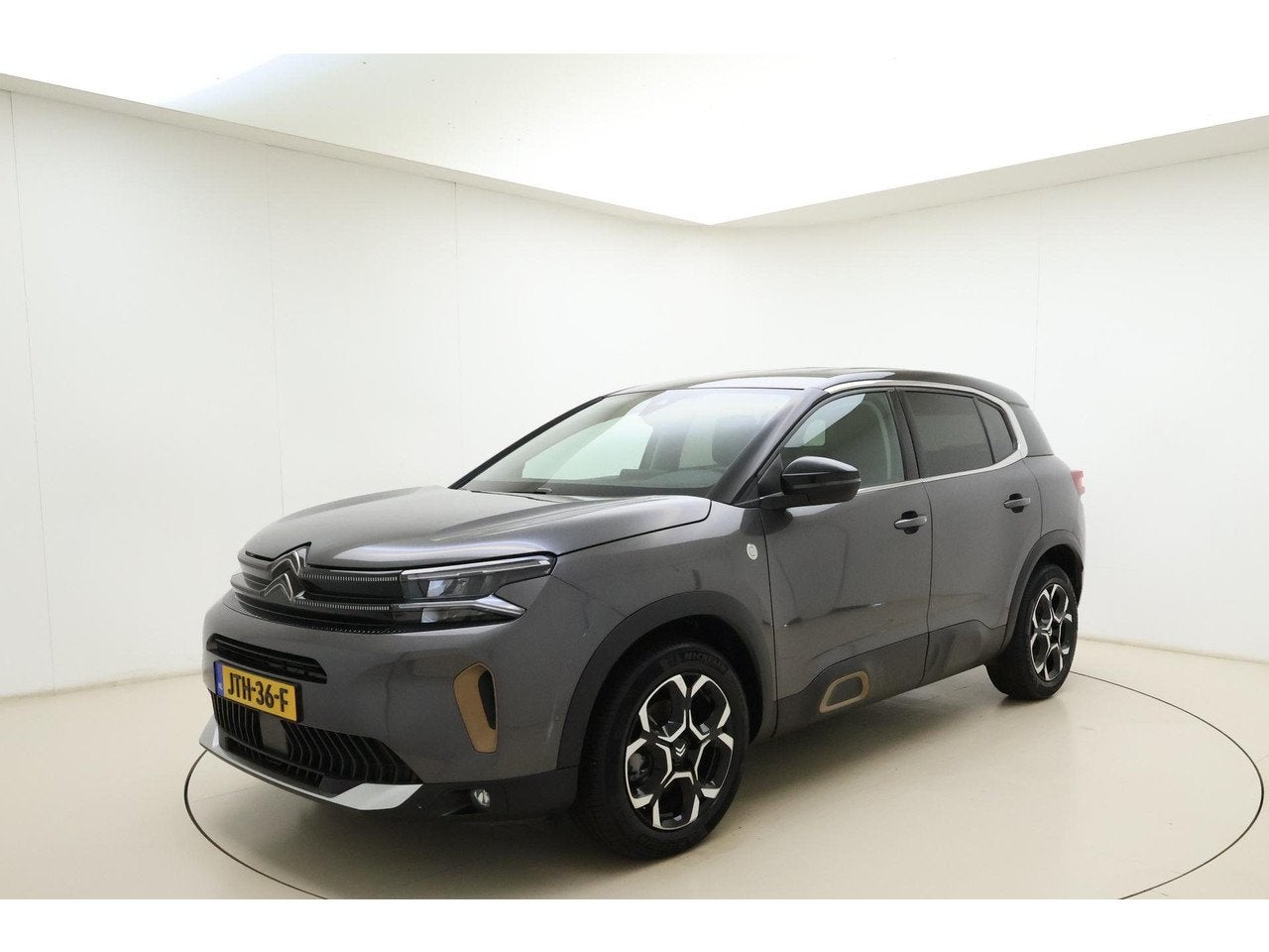 Citroën C5 Aircross 1.2T 130pk C-Series | Comfort Seats | P, Gebruikt, 1199 cc, C5 Aircross, Bedrijf
