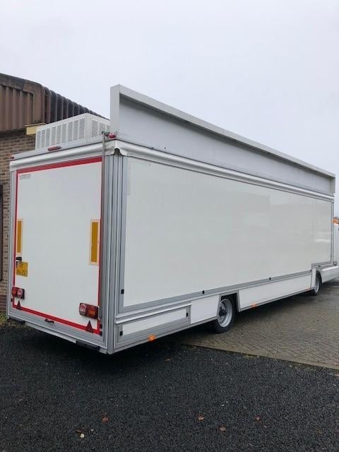 Vredeveld verkoopwagen  8.5 m , INRUIL auto/caravan mogelijk, Ophalen