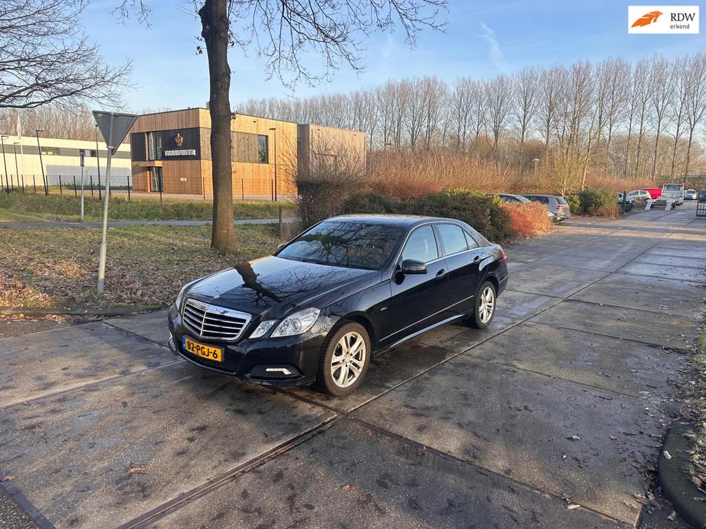 Mercedes-Benz E-klasse 250 CGI Business Class Avantgarde Cli, Euro 5, Achterwielaandrijving, Gebruikt, 4 cilinders
