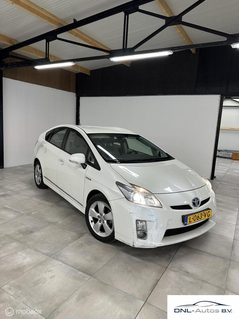 Toyota Prius 1.8 Hybrid Business | HUD | Keyless |2 Sleutels, Auto's, 136 pk, Gebruikt, 4 cilinders, Wit