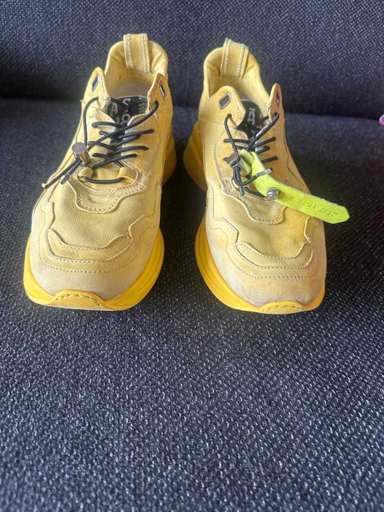 AS98 sneakers mt39, Kleding | Dames, Schoenen, Gedragen, Sneakers of Gympen, Geel, Ophalen of Verzenden
