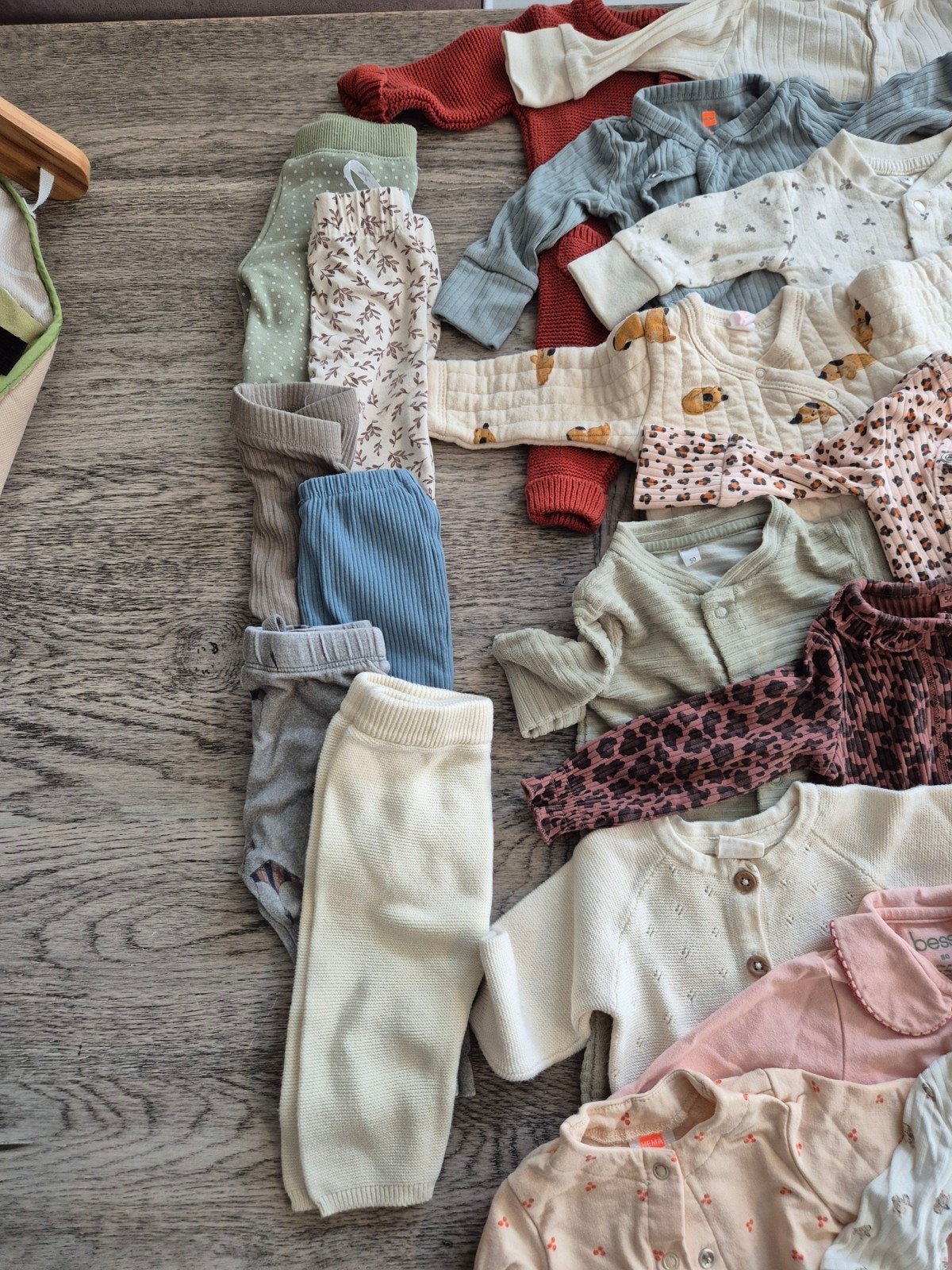 groot pakket babykleding maat 50/56, Kinderen en Baby's, Ophalen, Zo goed als nieuw