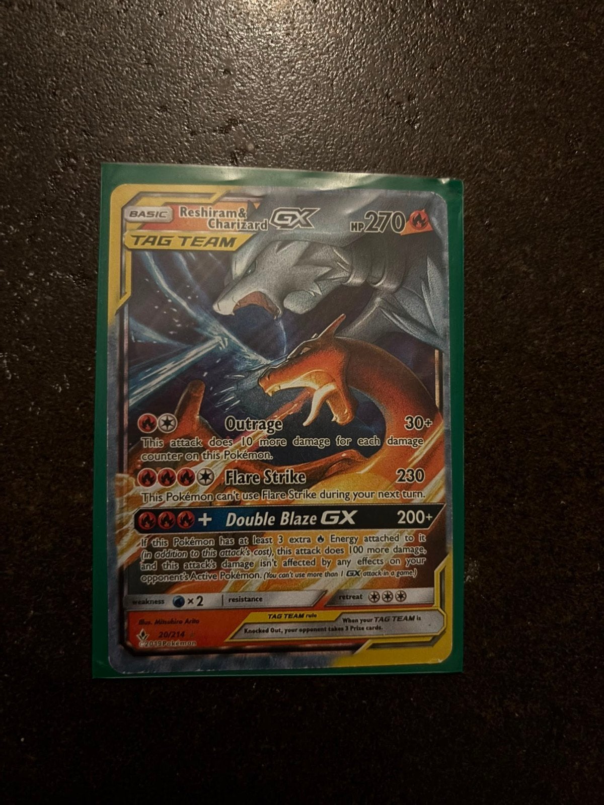 Pokémon Reshiram & Charizard GX TAG TEAM Kaart, Ophalen of Verzenden, Zo goed als nieuw, Losse kaart
