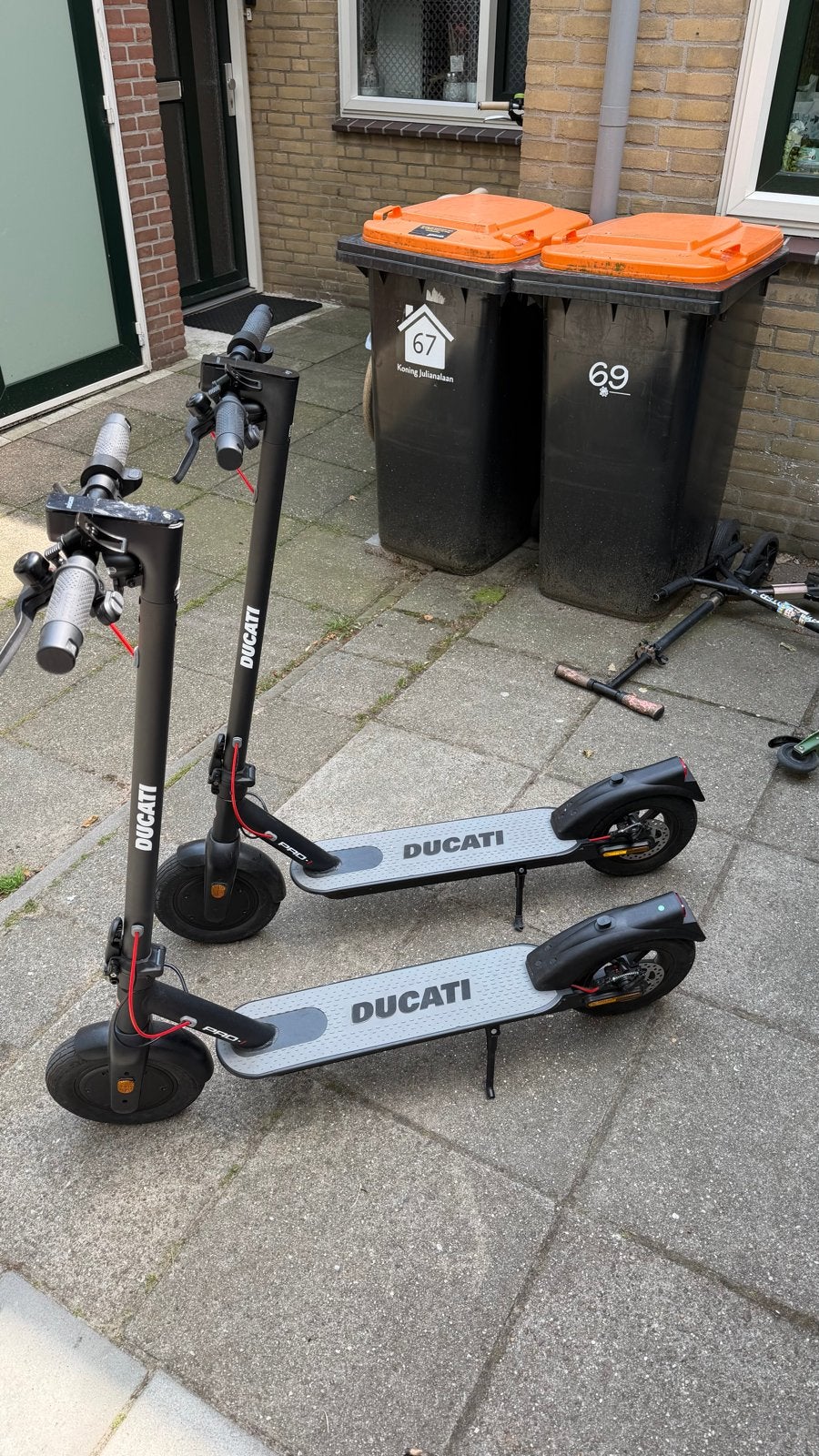 2 Ducati elektrische steps te koop, Fietsen en Brommers, Steps, Zo goed als nieuw, Elektrische step (E-scooter), Ophalen of Verzenden