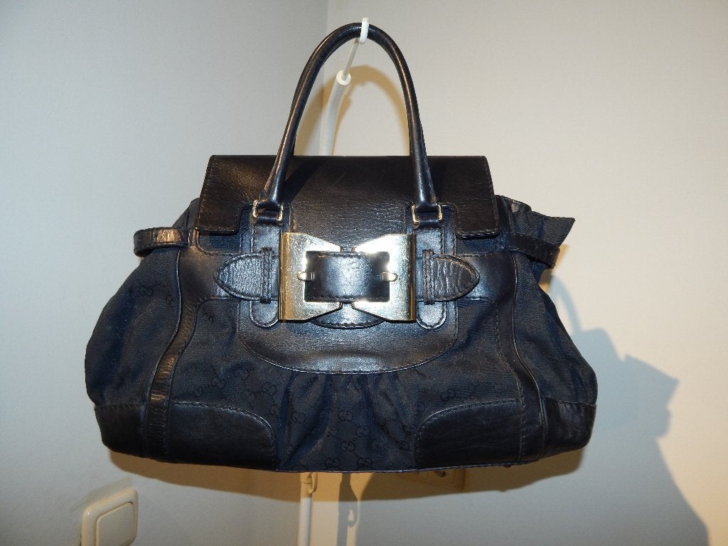 Gucci ruime tas monogram print stof hardware strik voorkant, Ophalen of Verzenden, Gebruikt, Zwart, Handtas