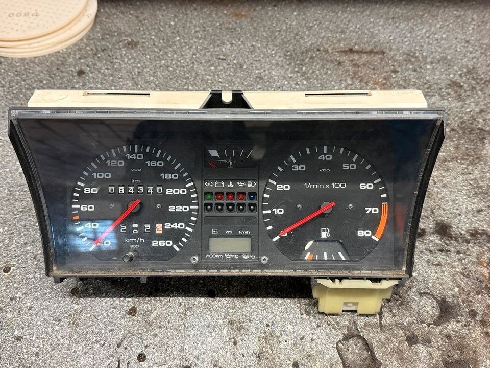 Golf 2 GTI 16v G60, snelheidsmeter tot 260 km/u, 8000 serie, Auto-onderdelen, Dashboard en Schakelaars, Ophalen, Gebruikt