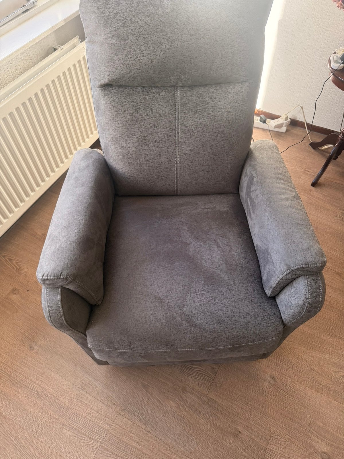 Elektrische stoel fauteuils, Ophalen, Zo goed als nieuw, 75 tot 100 cm, 50 tot 75 cm