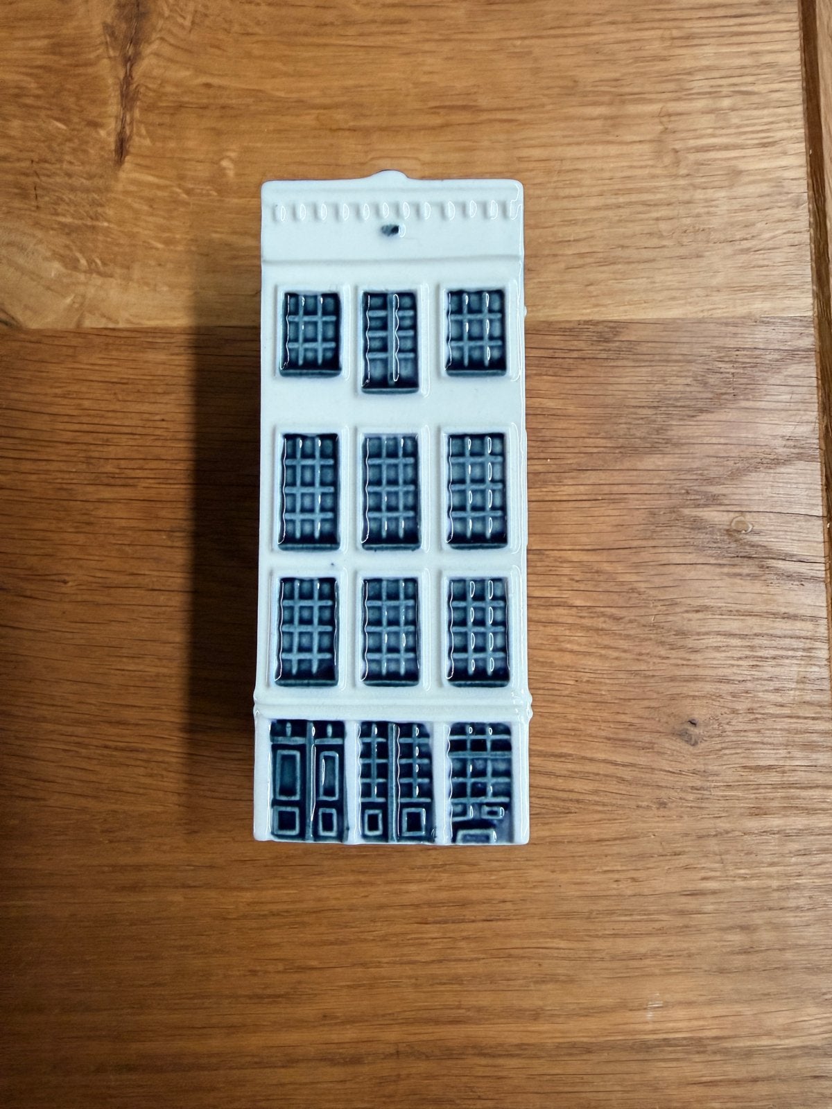 KLM huisje 47 Bols, Verzamelen, KLM Huisjes, Ophalen of Verzenden, Zo goed als nieuw, 41 t/m 60, Gevuld