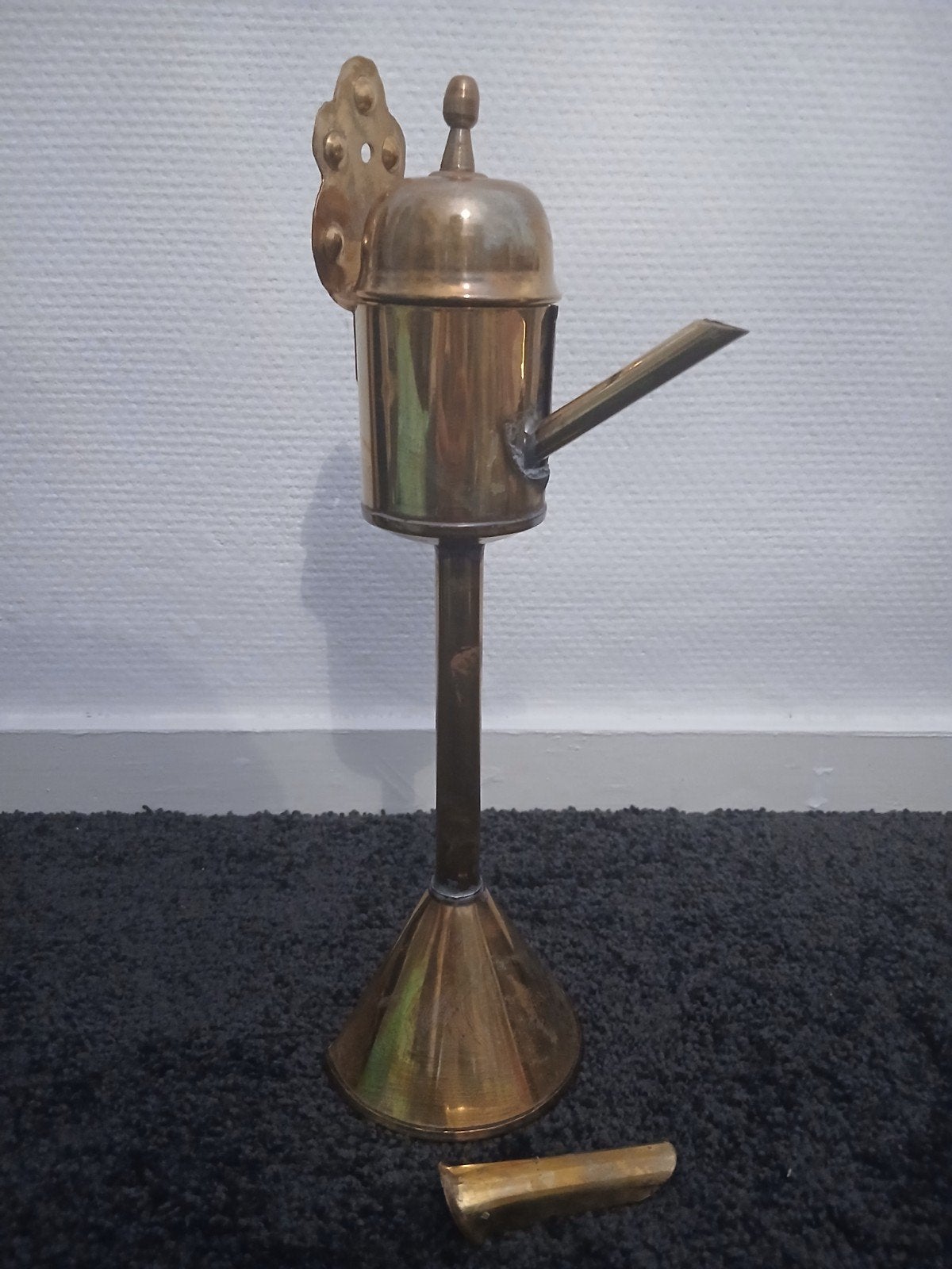 Antieke snotneus olielamp van messing, tuitje los, Antiek en Kunst, Ophalen of Verzenden