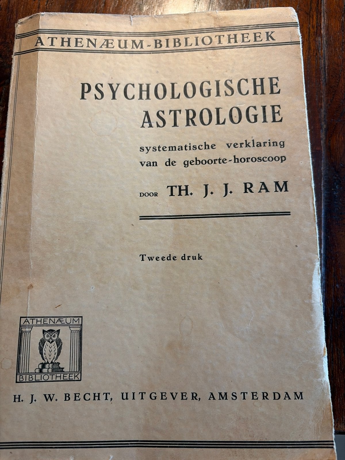 Psychologische Astrologie - Th. J. J. Ram (Tweede druk), Ophalen of Verzenden, Gelezen, Astrologie, Achtergrond en Informatie