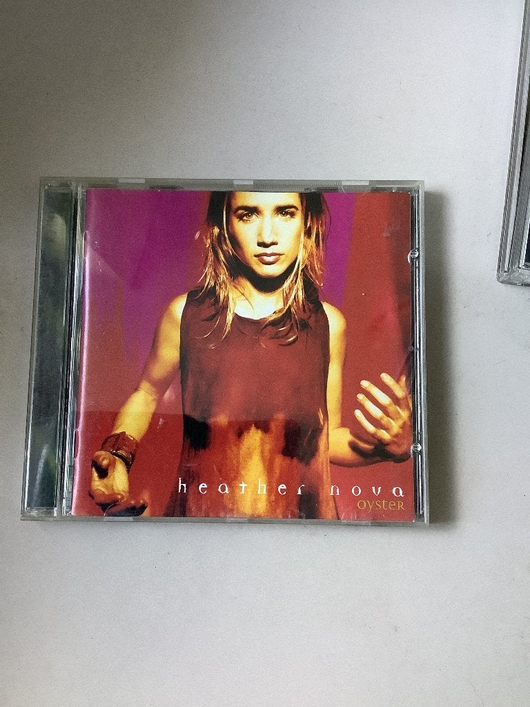 Heather nova,Oyster., Verzenden, Zo goed als nieuw
