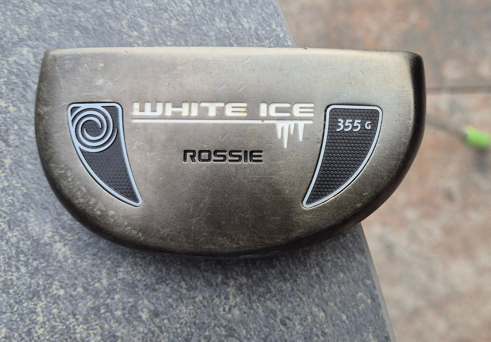 Odyssey White Ice Rossie putter met nieuwe grip, Sport en Fitness, Golf, Ophalen, Club