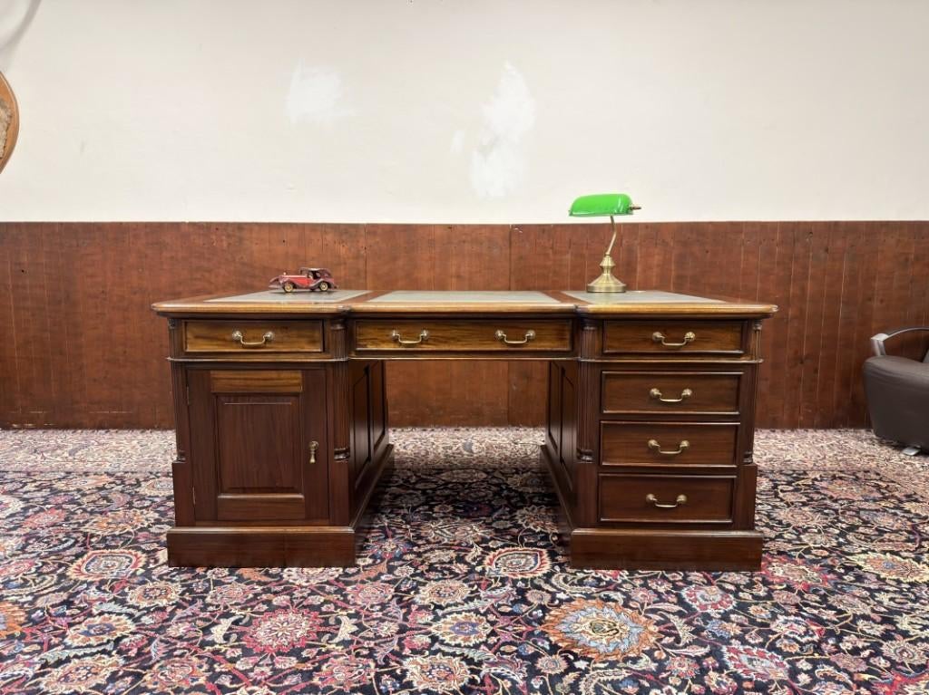 Klassiek Engels Chesterfield Bureau Partnerdesk, Antiek en Kunst, Ophalen