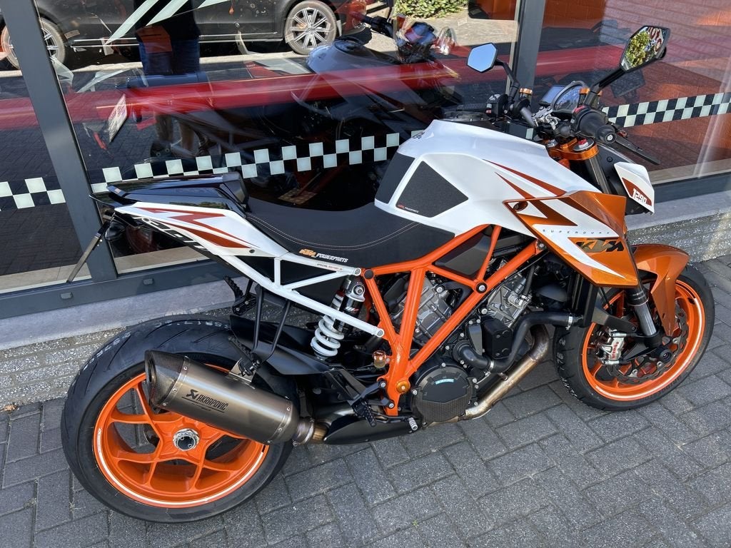 KTM 1290 SUPER DUKE R SE 2016, Naked bike, Gebruikt, Bedrijf