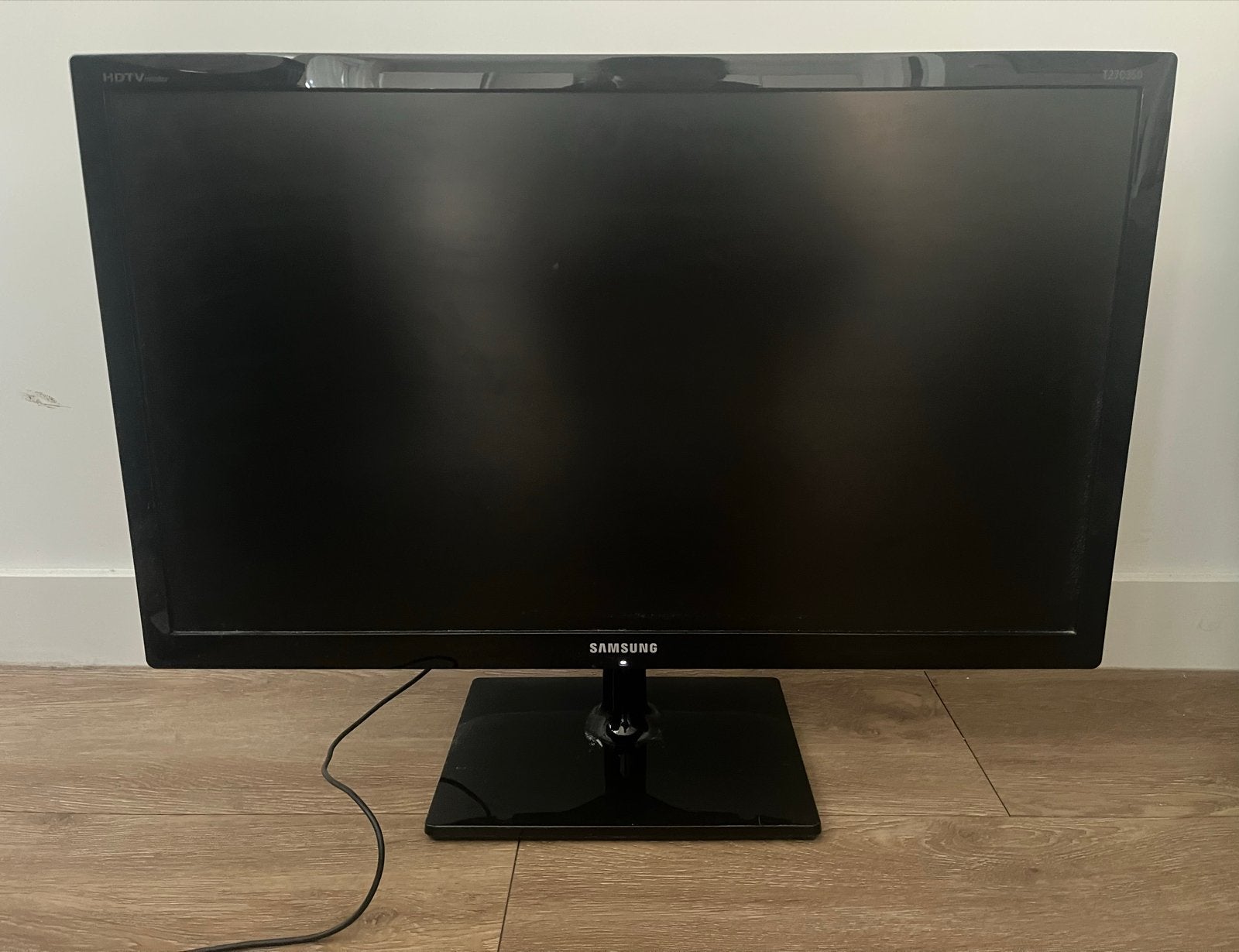 Samsung T27C350EW 27 inch Full HD Monitor/TV, Computers en Software, Ophalen, Full HD, Ingebouwde speakers, 60 Hz of minder