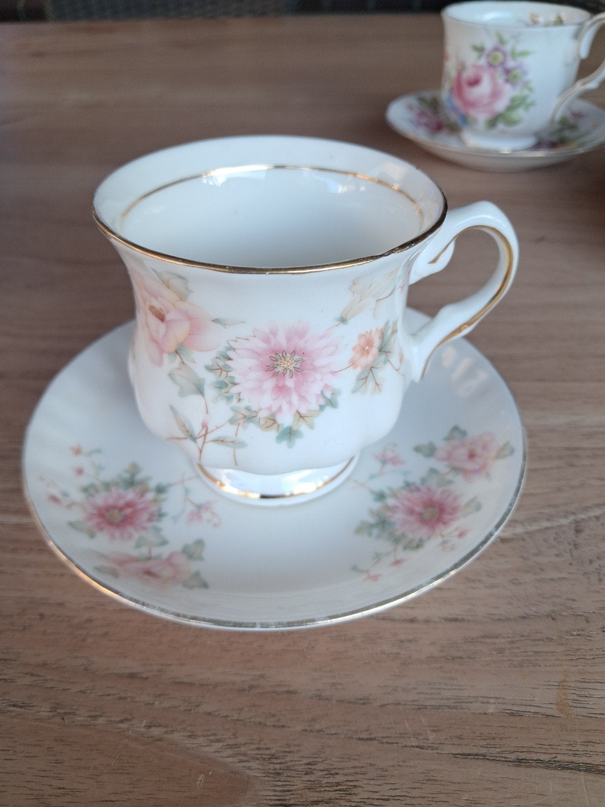 Balmoral Castle Bone China Kop en Schoteltje met Bloemen, Ophalen of Verzenden