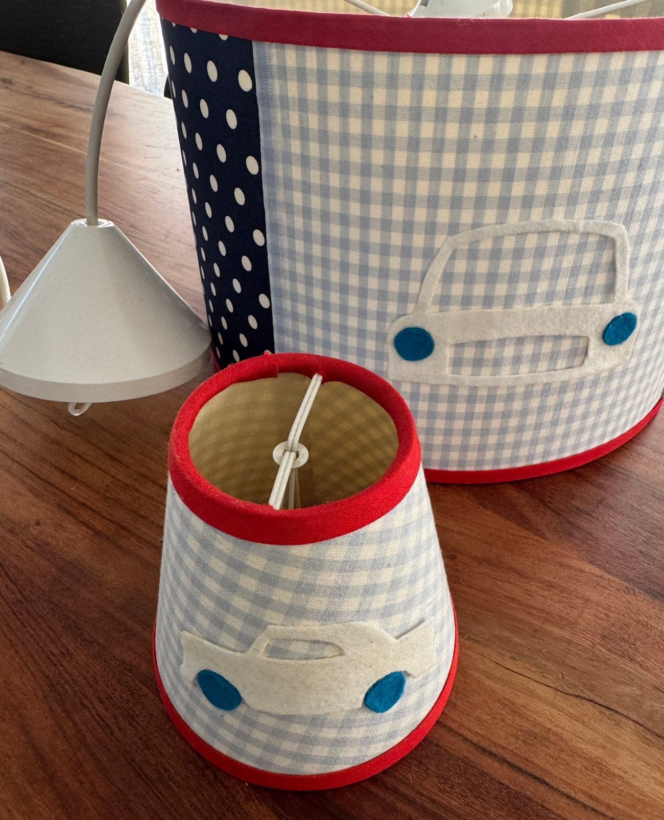 Kinderkamer hanglamp + extra kapje blauw auto, Huis en Inrichting, Lampen | Lampenkappen, Hanglamp, Blauw, Rond, Ophalen of Verzenden